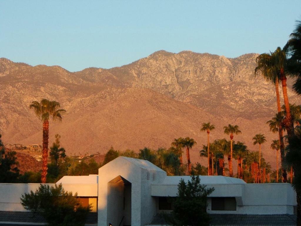 Palm Canyon Villas Palm Springs Exterior photo